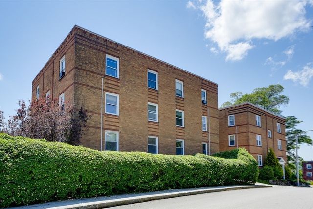31 Chestnut St 2, Worcester, MA 01609