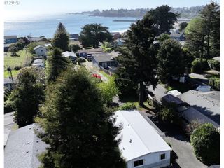 15931 OCEANVIEW Dr, Brookings, OR 97415