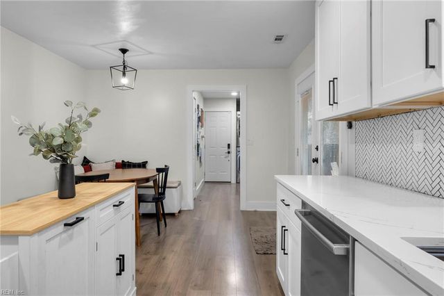 544 Aylesbury DR, Chesapeake, VA 23322