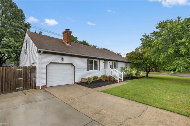 544 Aylesbury DR, Chesapeake, VA 23322