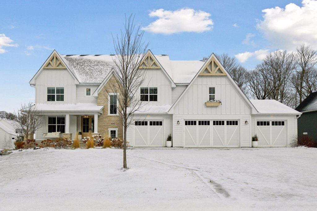 6592 Big Woods Drive, Minnetrista, MN 55331