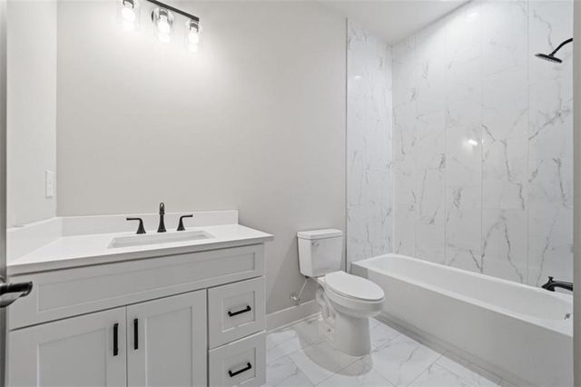 257 Gallery Court, Ellijay, GA 30540