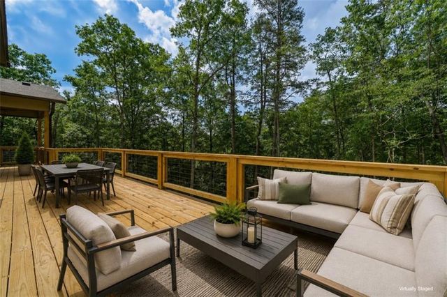257 Gallery Court, Ellijay, GA 30540