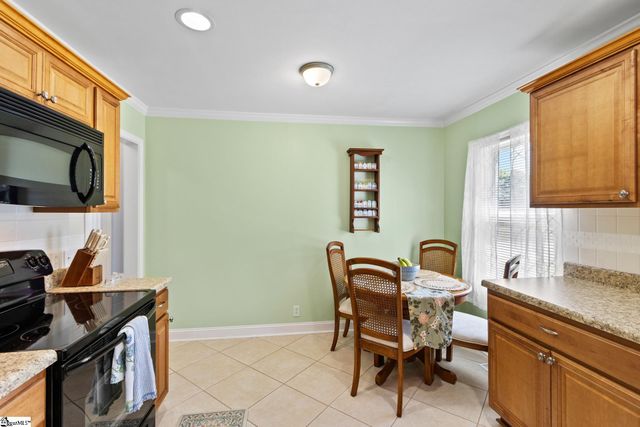 204 S Holland Street, Clinton, SC 29325