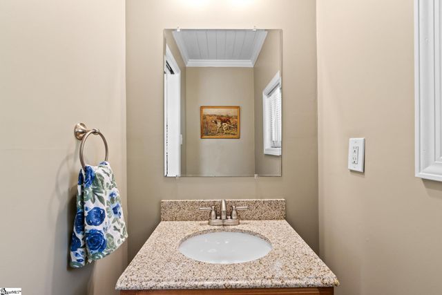 204 S Holland Street, Clinton, SC 29325