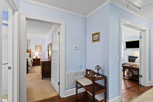 204 S Holland Street, Clinton, SC 29325