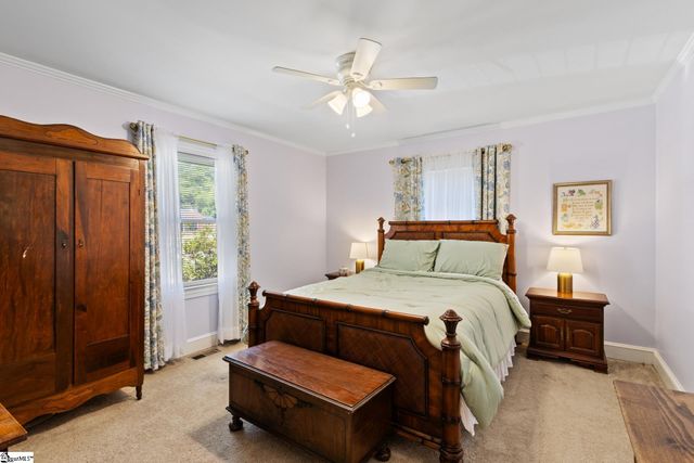 204 S Holland Street, Clinton, SC 29325