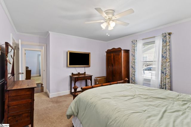 204 S Holland Street, Clinton, SC 29325