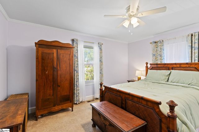 204 S Holland Street, Clinton, SC 29325