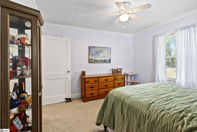 204 S Holland Street, Clinton, SC 29325