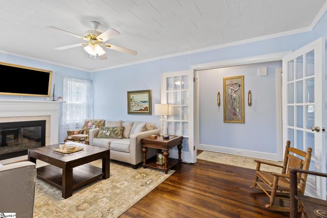 204 S Holland Street, Clinton, SC 29325