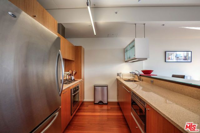 1155 S GRAND Avenue 707, Los Angeles, CA 90015