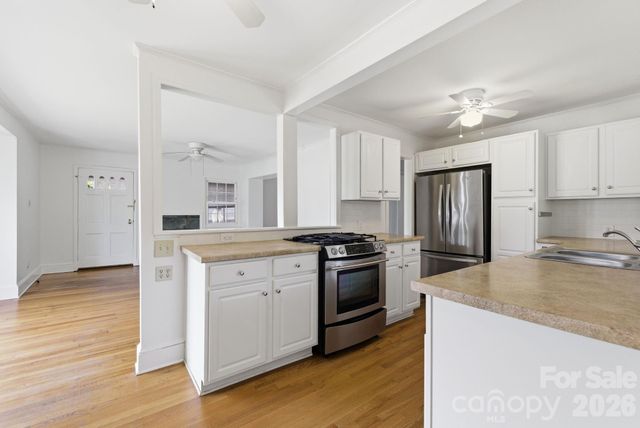 1408 Seneca Place, Charlotte, NC 28209