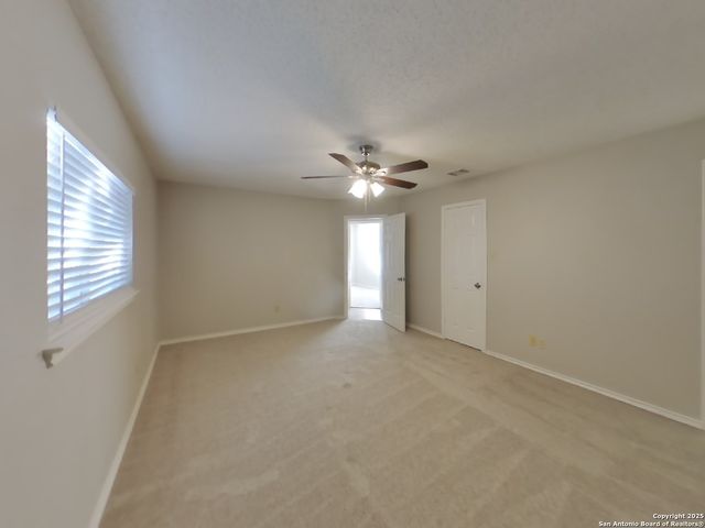 8230 Longhorn Ridge, Converse, TX 78109