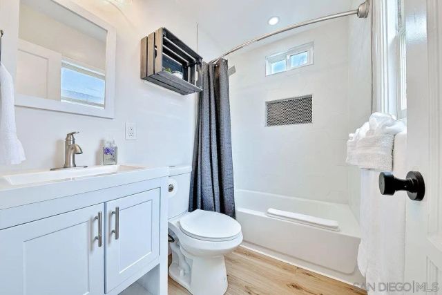 4754-56 Saratoga Ave, San Diego, CA 92107