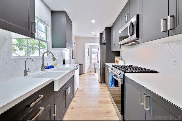 4754-56 Saratoga Ave, San Diego, CA 92107