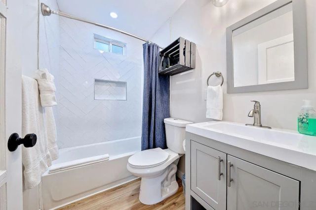4754-56 Saratoga Ave, San Diego, CA 92107