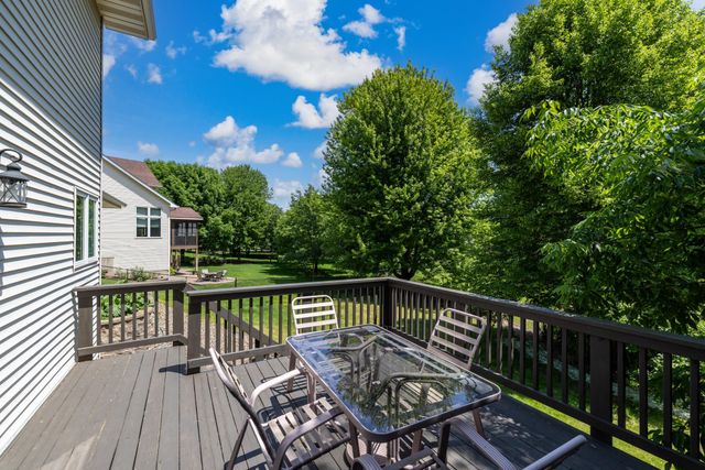 3774 Oxford Drive, Woodbury, MN 55125