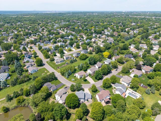 3774 Oxford Drive, Woodbury, MN 55125