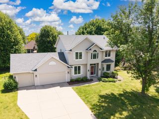 3774 Oxford Drive, Woodbury, MN 55125