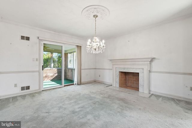 15901 OLD COLUMBIA PIKE, Burtonsville, MD 20866