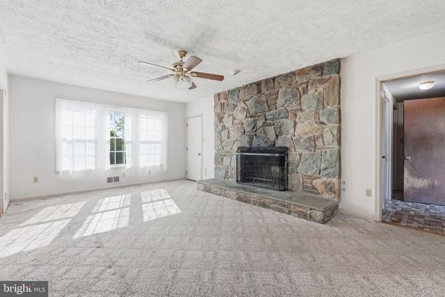 15901 OLD COLUMBIA PIKE, Burtonsville, MD 20866
