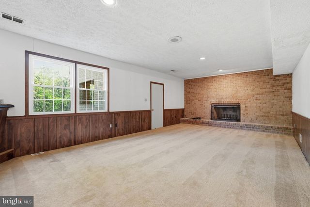 15901 OLD COLUMBIA PIKE, Burtonsville, MD 20866