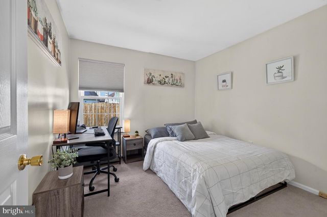 154 SUGARBERRY DR, New Castle, DE 19720