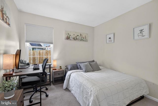 154 SUGARBERRY DR, New Castle, DE 19720