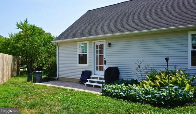 154 SUGARBERRY DR, New Castle, DE 19720