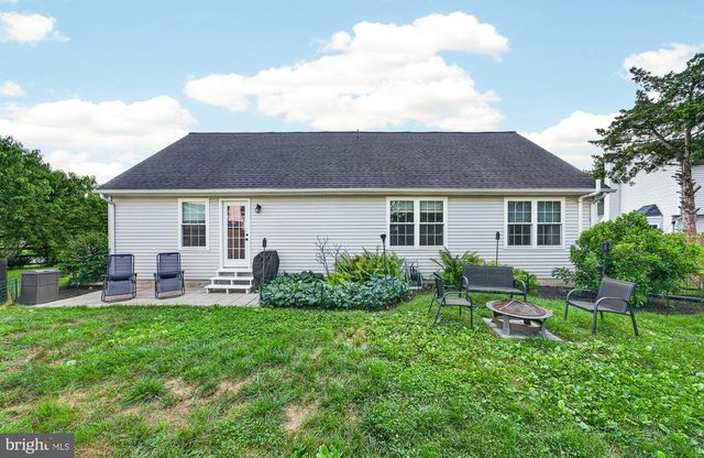 154 SUGARBERRY DR, New Castle, DE 19720