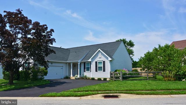 154 SUGARBERRY DR, New Castle, DE 19720