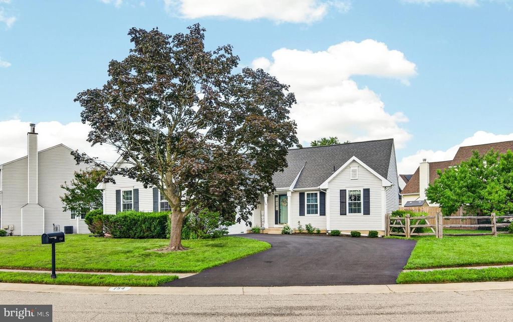 154 SUGARBERRY DR, New Castle, DE 19720