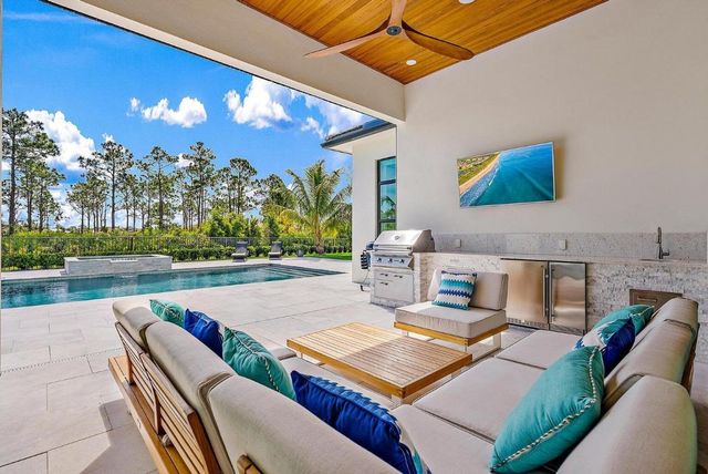 20063 SE Gallberry Drive, Jupiter, FL 33458