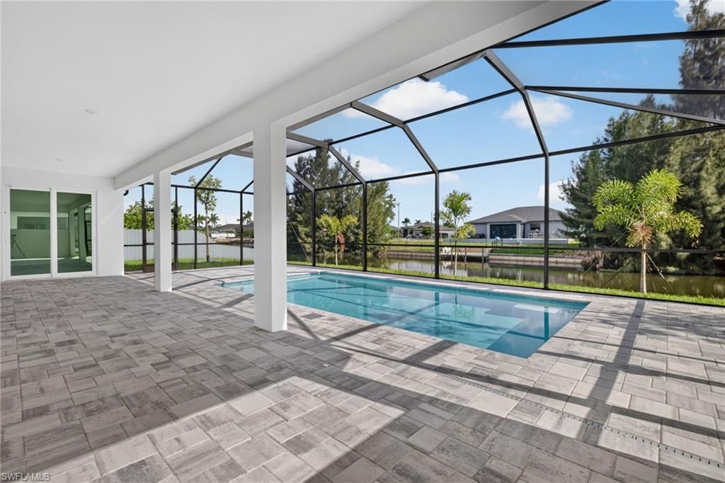633 SW 13th ST, CAPE CORAL, FL 33991 — photo 2