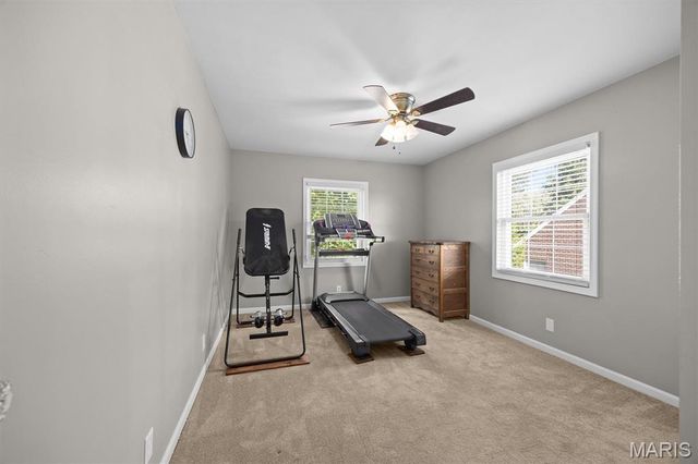 711 Riverview Drive, Alton, IL 62002