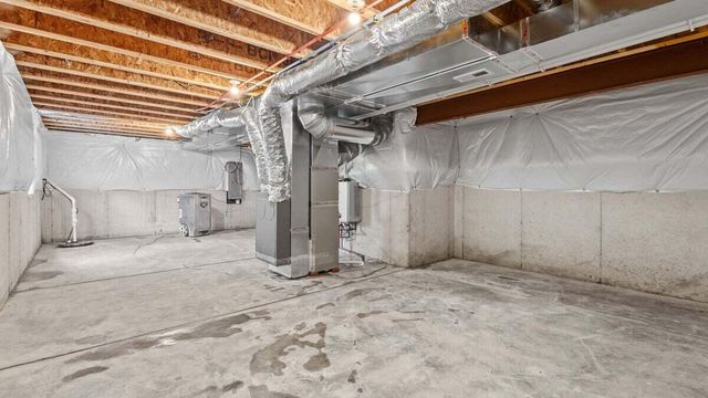 187 Cressmoor Boulevard, Hobart, IN 46342