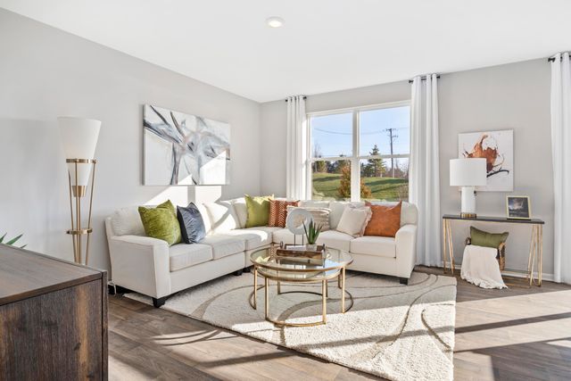 187 Cressmoor Boulevard, Hobart, IN 46342