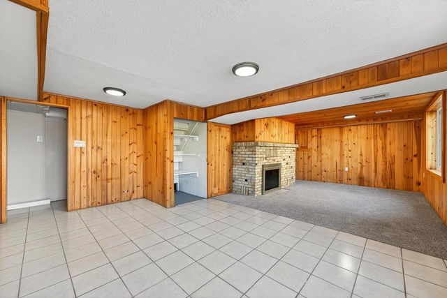 1775 Falls ROAD, Grafton, WI 53024