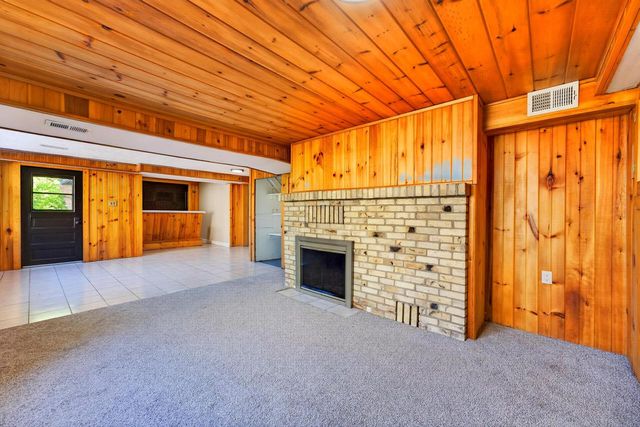 1775 Falls ROAD, Grafton, WI 53024