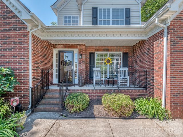 4651 Glasgow Court, Gastonia, NC 28056