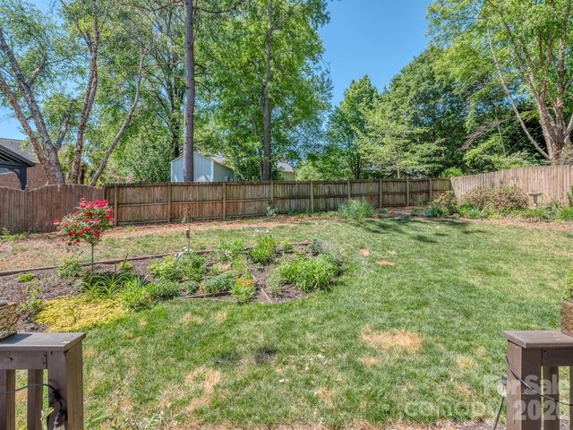 4651 Glasgow Court, Gastonia, NC 28056