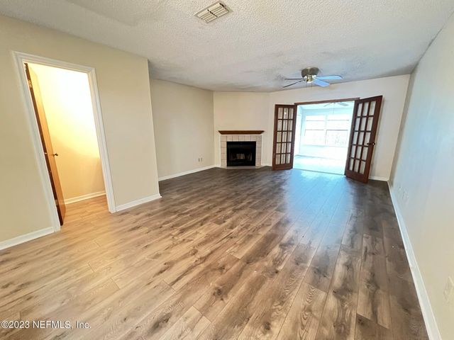 85 DEBARRY Avenue 1071, Orange Park, FL 32073