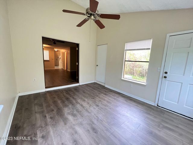 85 DEBARRY Avenue 1071, Orange Park, FL 32073