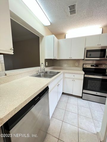 85 DEBARRY Avenue 1071, Orange Park, FL 32073