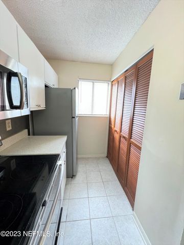 85 DEBARRY Avenue 1071, Orange Park, FL 32073