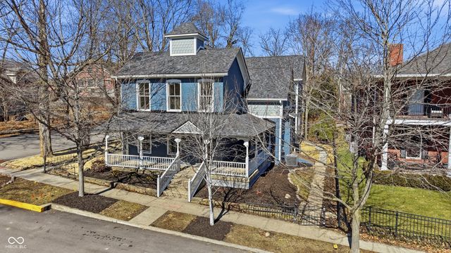 490 W Poplar Street, Zionsville, IN 46077