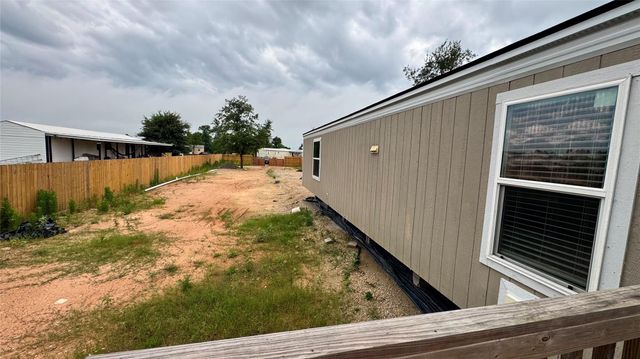 836 Road 5605, Cleveland, TX 77327