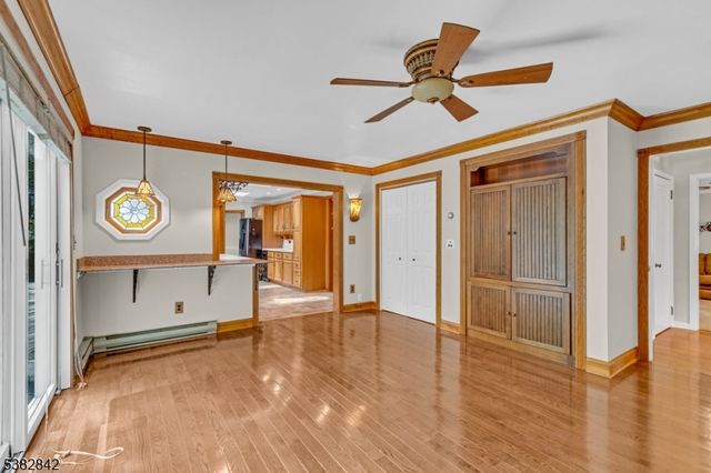 30 Sunset Rd, Rockaway Twp., NJ 07435