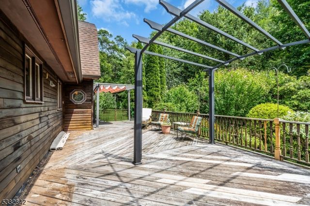 30 Sunset Rd, Rockaway Twp., NJ 07435